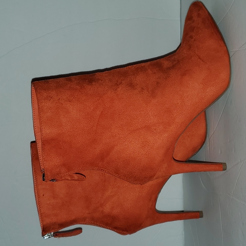 Booties LAST PAIR - Picture 1 of 7